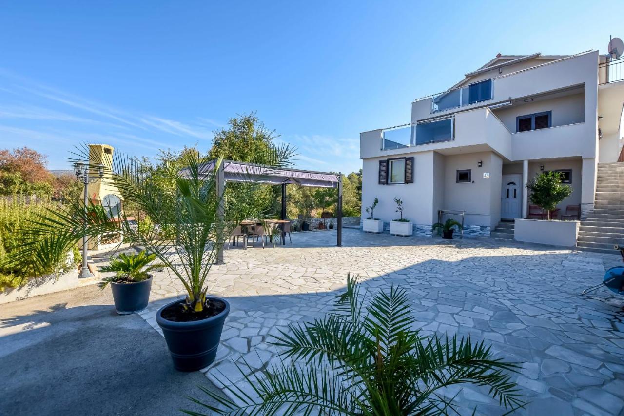 רוגוזניצה Apartments Visnja מראה חיצוני תמונה